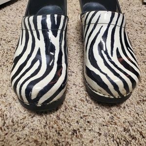 Dansko zebra print